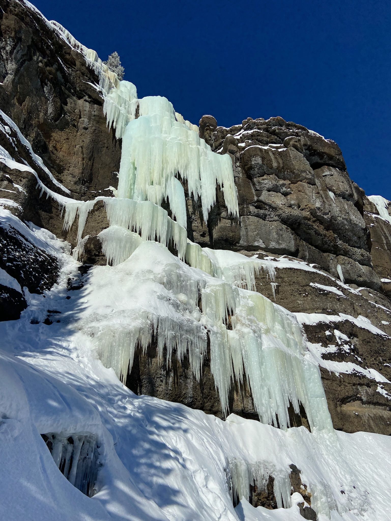 Hyalite Ice: Twin Falls Climb + Pinner Couloir Ski Tour