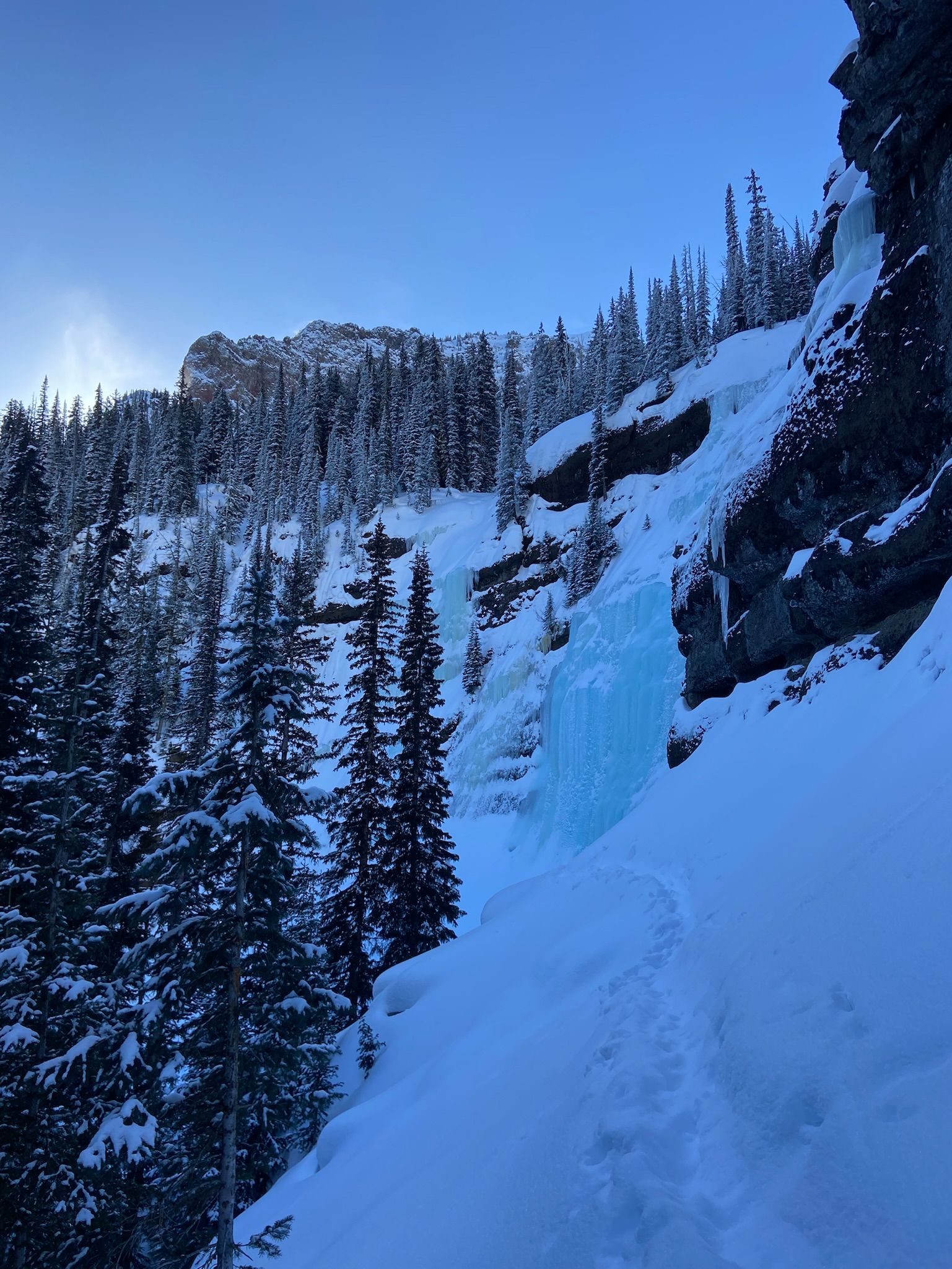 Hyalite Ice: Twin Falls Climb + Pinner Couloir Ski Tour