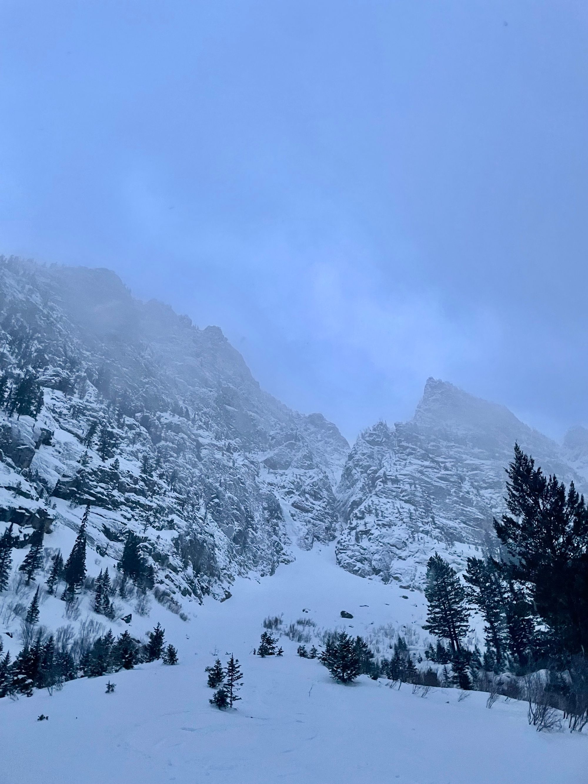 Apocalypse Couloir Ski Descent