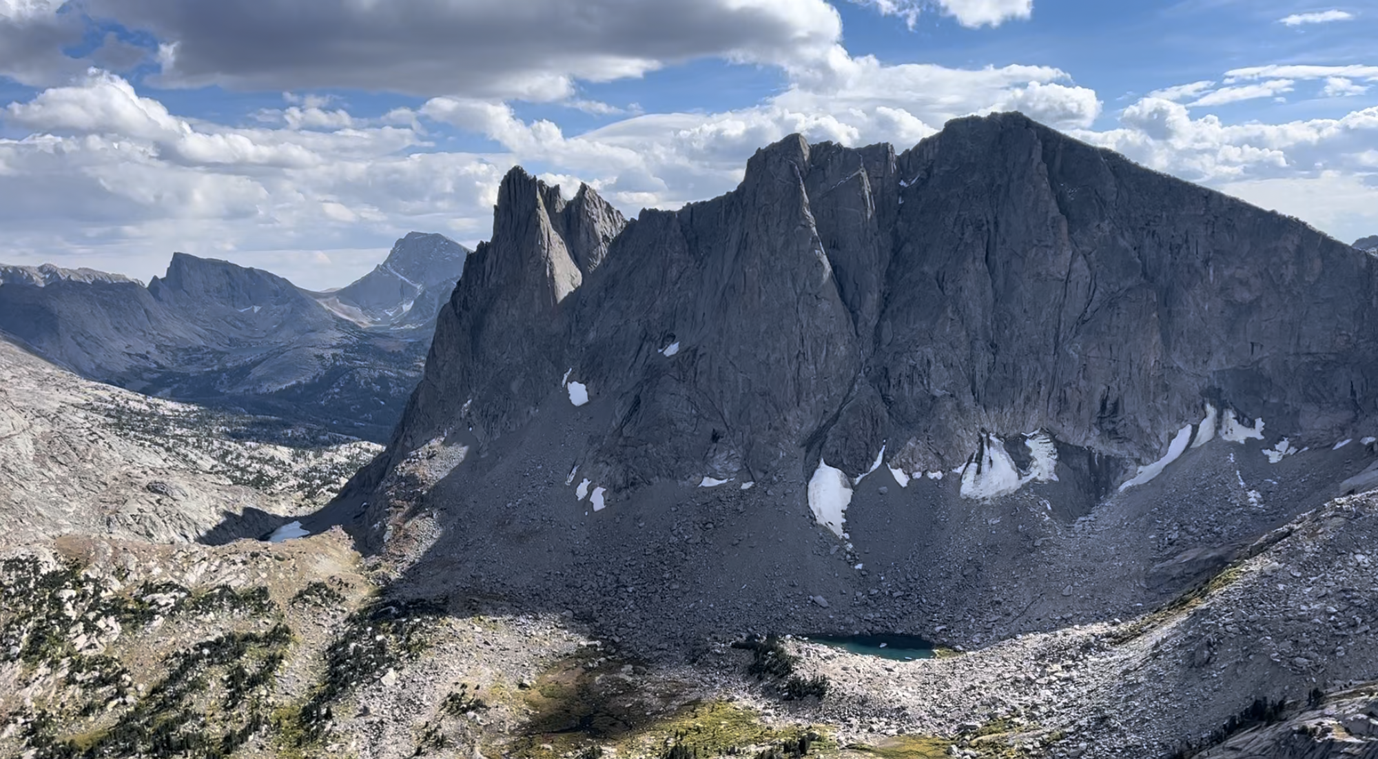 Pingora via East Face, Left-Side Cracks (5.7; 11 pitches)