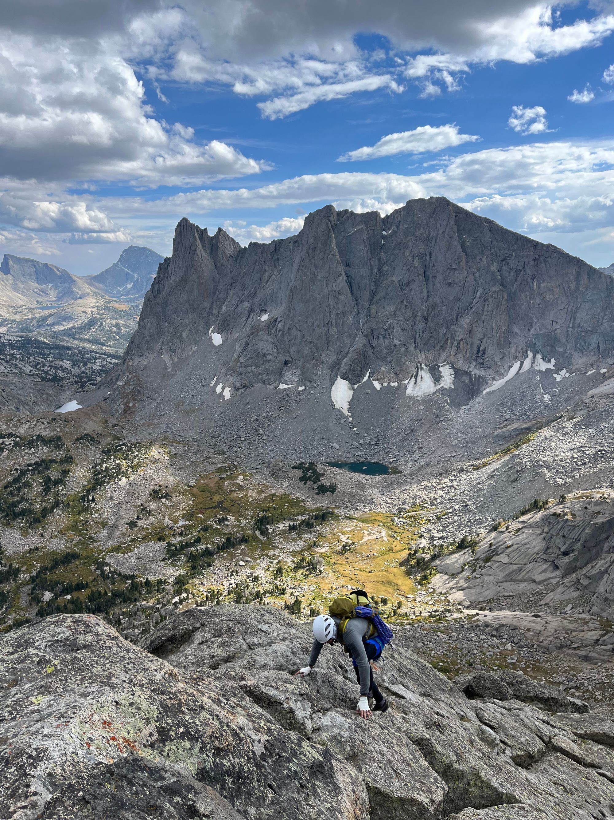 Pingora via East Face, Left-Side Cracks (5.7; 11 pitches)