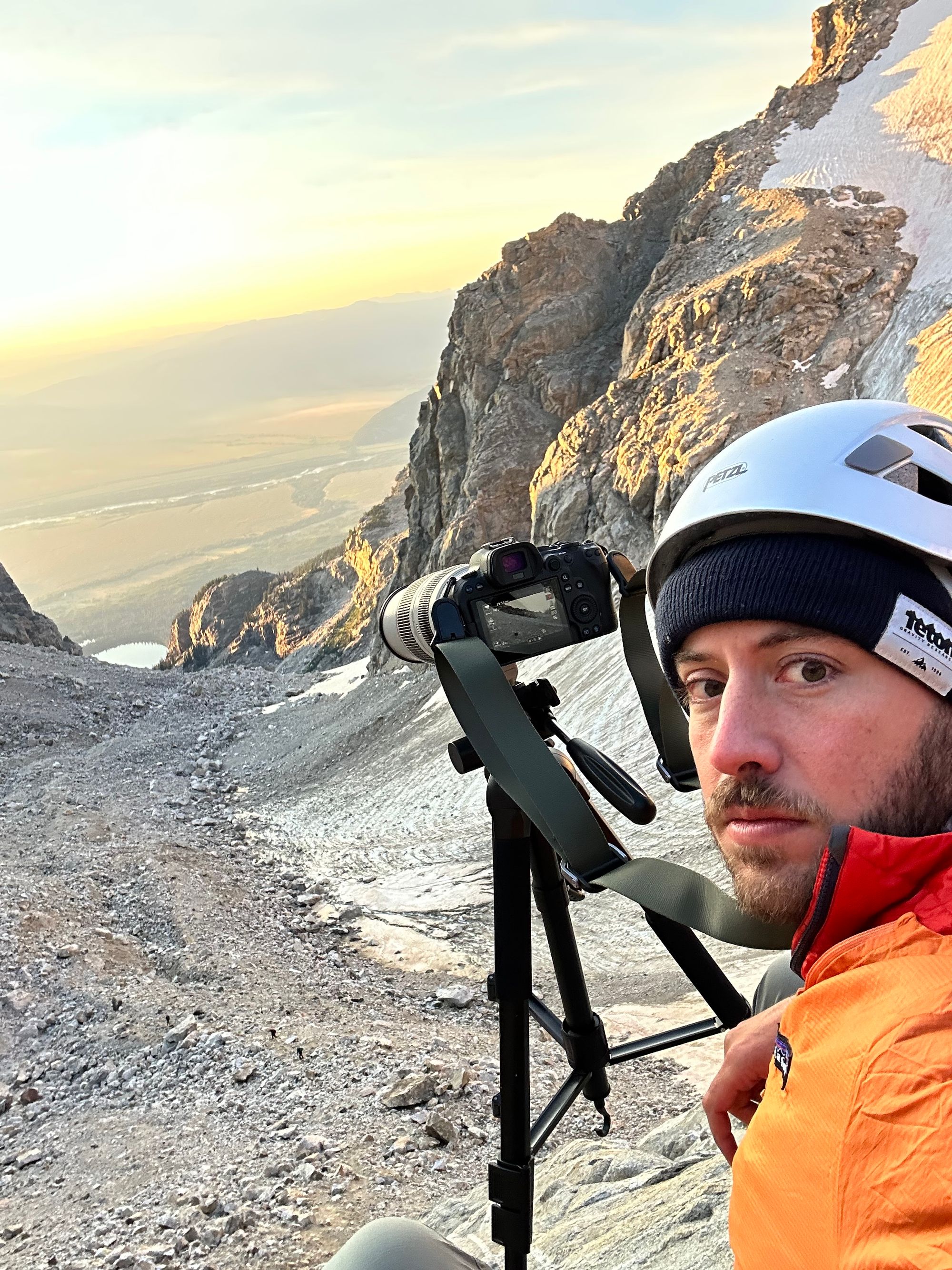 Pingora via East Face, Left-Side Cracks (5.7; 11 pitches)